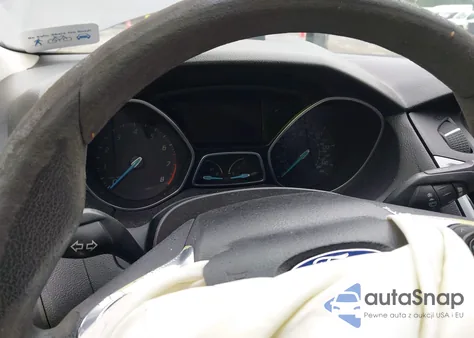 2012 Ford Focus Se z USA, uszkodzony, nr VIN 1FAHP3F28CL236994